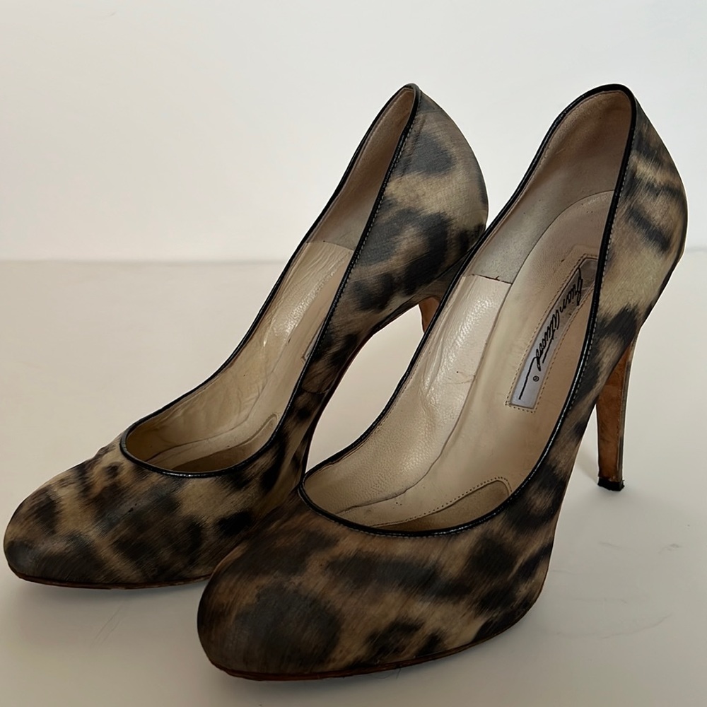 Brian Atwood Leopard Print Satin Round Toe Pumps 8.5